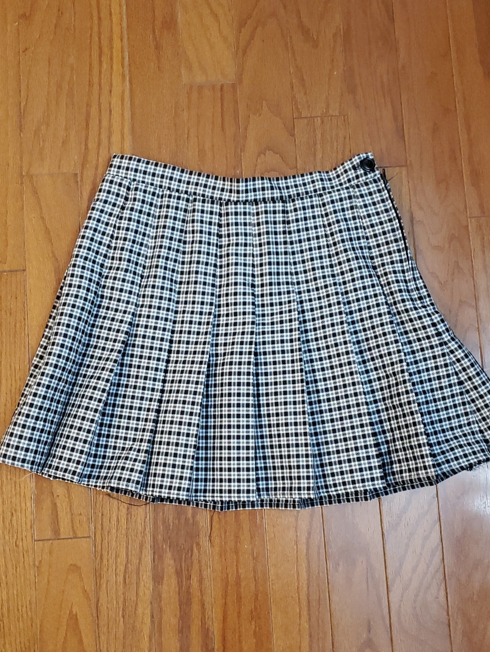 Black & White Rewind Plaid Schoolgirl Skirt - Medium
